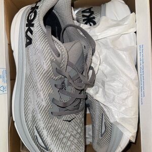 Hoka One One Gray Clifton 9 Shoes
